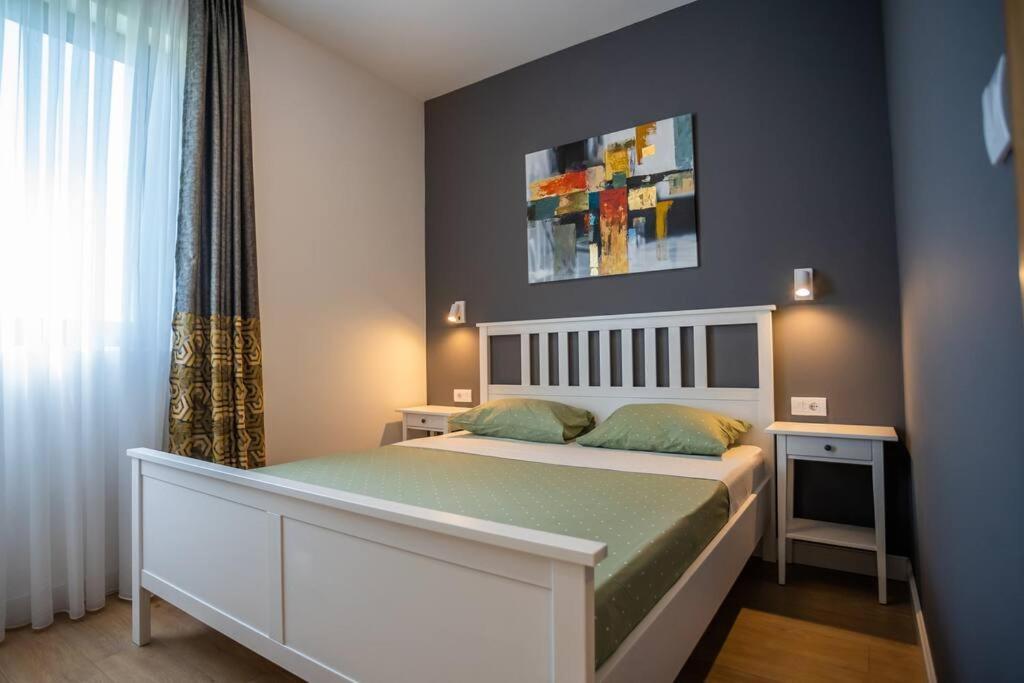 The Boy Next Door Apartment Belgrade Exterior photo