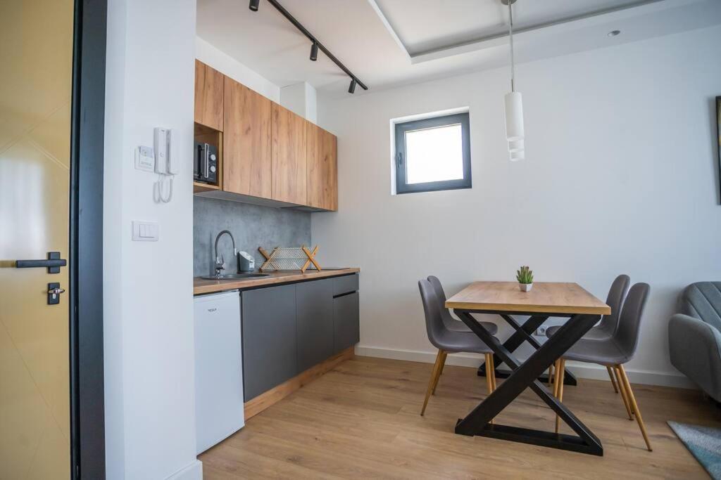 The Boy Next Door Apartment Belgrade Exterior photo